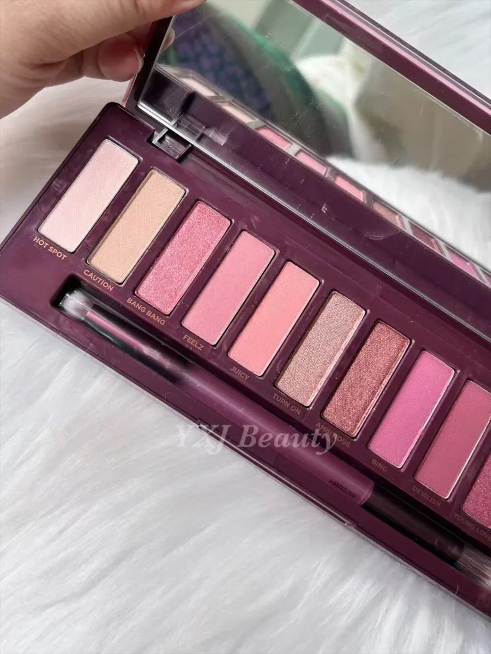 New Urban Decay Naked Cherry Palette with Brush~Full Size~Limited Edition